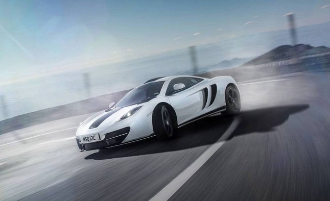 „McLaren“ dirba ties priekiniais stiklais be valytuvų šluotelių post thumbnail image